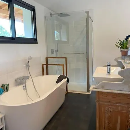 Villa Classee 4 Etoiles Linge Inclus Pour 7 Nuits Min Piscine Et Jacuzzi Bassin D Arcachon Villa